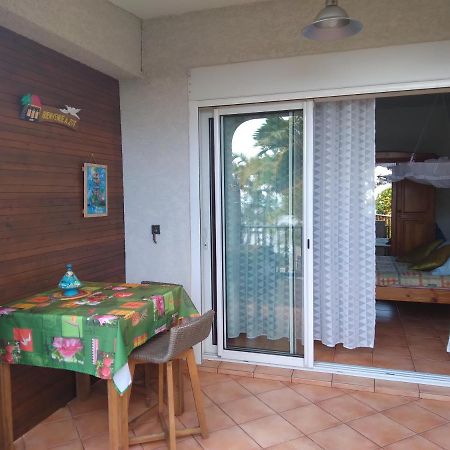 Studio Aux Avirons Pour 2 Personnes, Avec Piscine Les Avirons Exterior foto